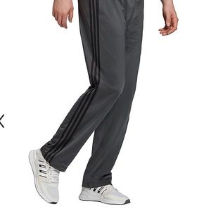 Adidas Men’s Track Pant - Large